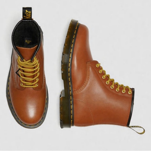 NEW Dr. Martens 1460 Waterproof Fleece Lined Lace-Up Boots Women’s 10, Men’s 9 - Picture 8 of 16